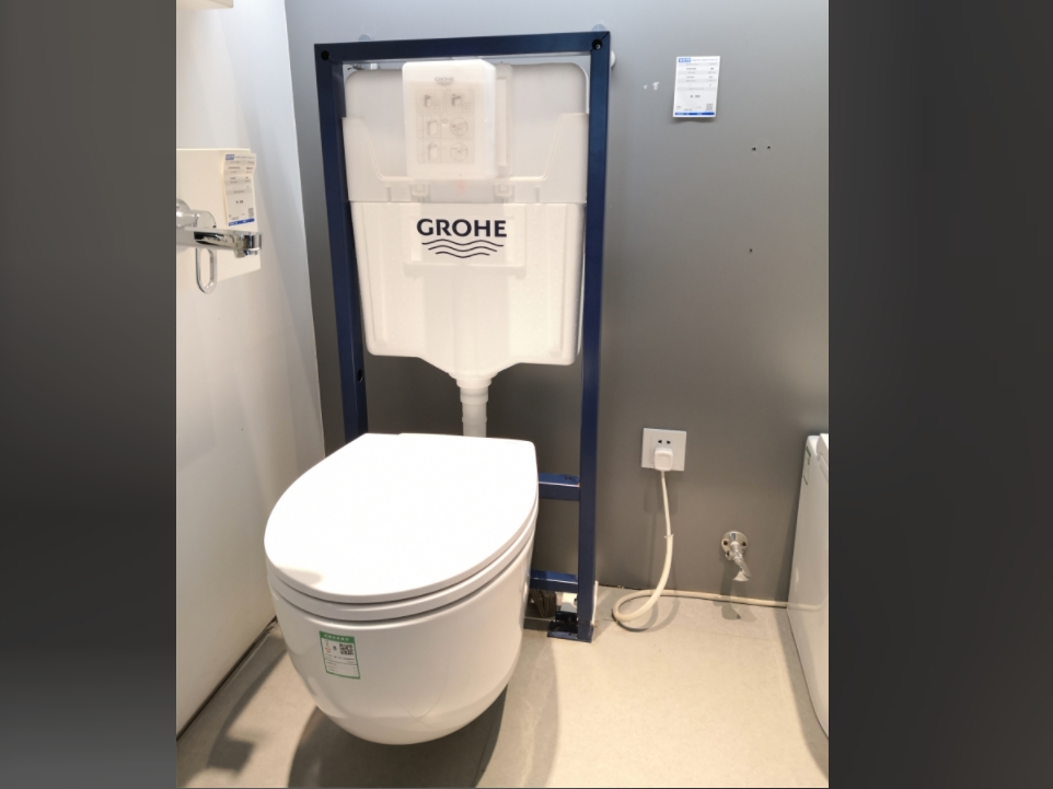 隐藏式马桶支架：卫浴空间的美学革命